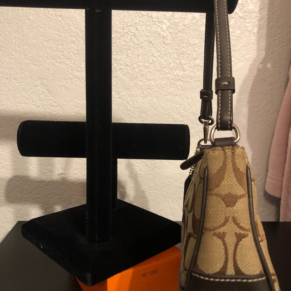 ❌❌SOLD❌❌ - Picture 4 of 7